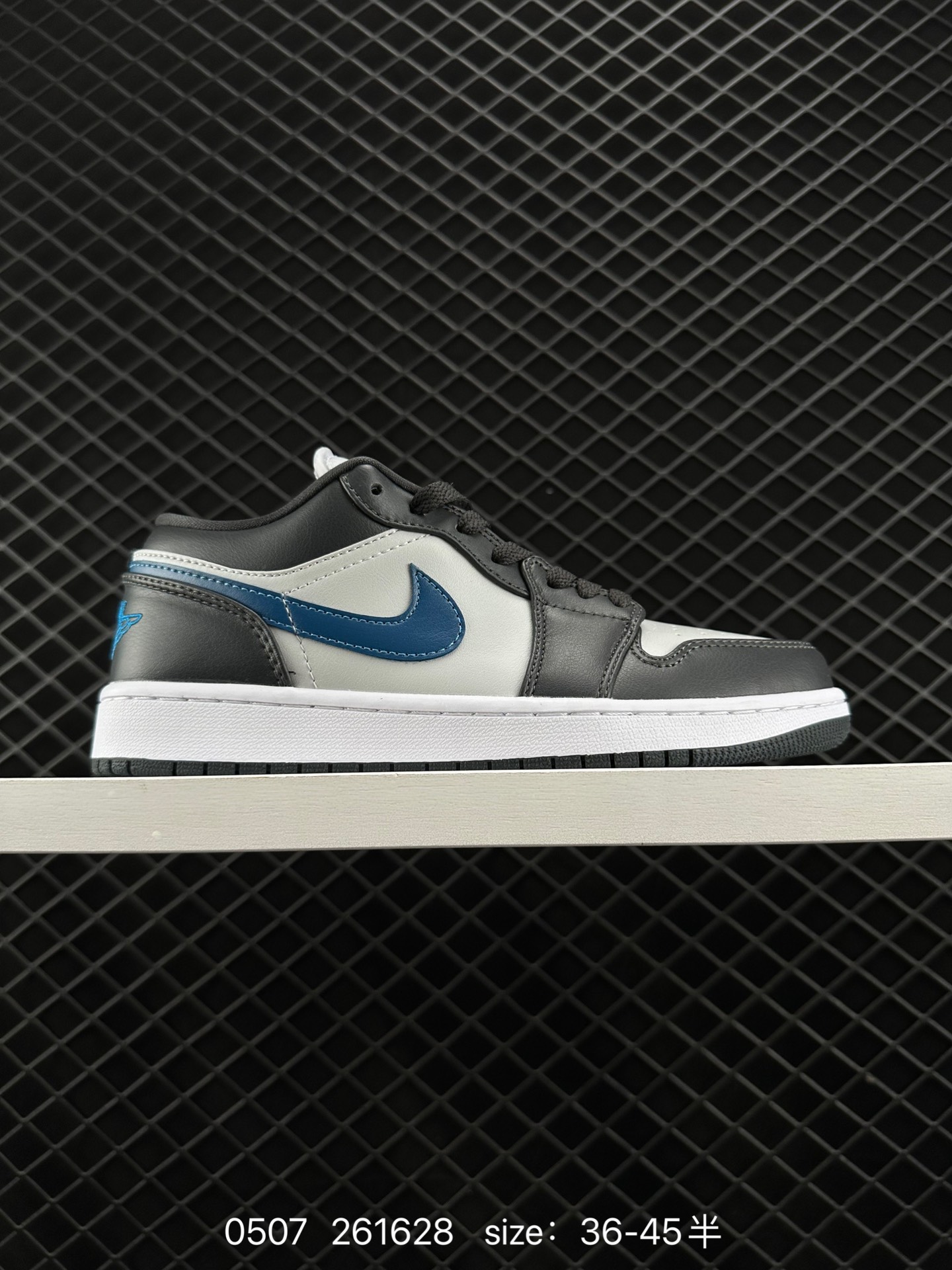 Air Jordan 1 Low AJ1